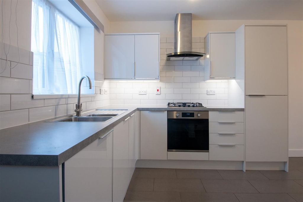 Property photo 2 of 13 10Selk_5.Jpg