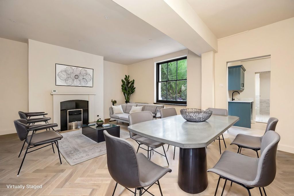 Property photo 3 of 16 5201474