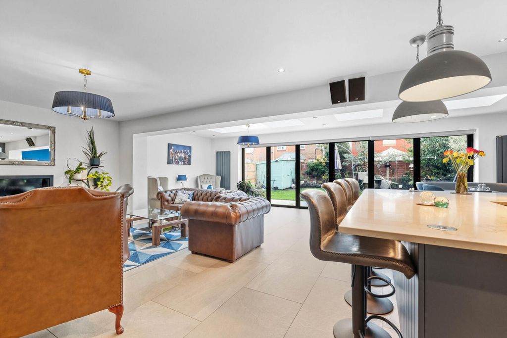 Property photo 2 of 26 Open Plan Kitchen