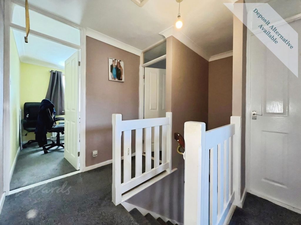 Property photo 3 of 5 10c4d9F3-Landing