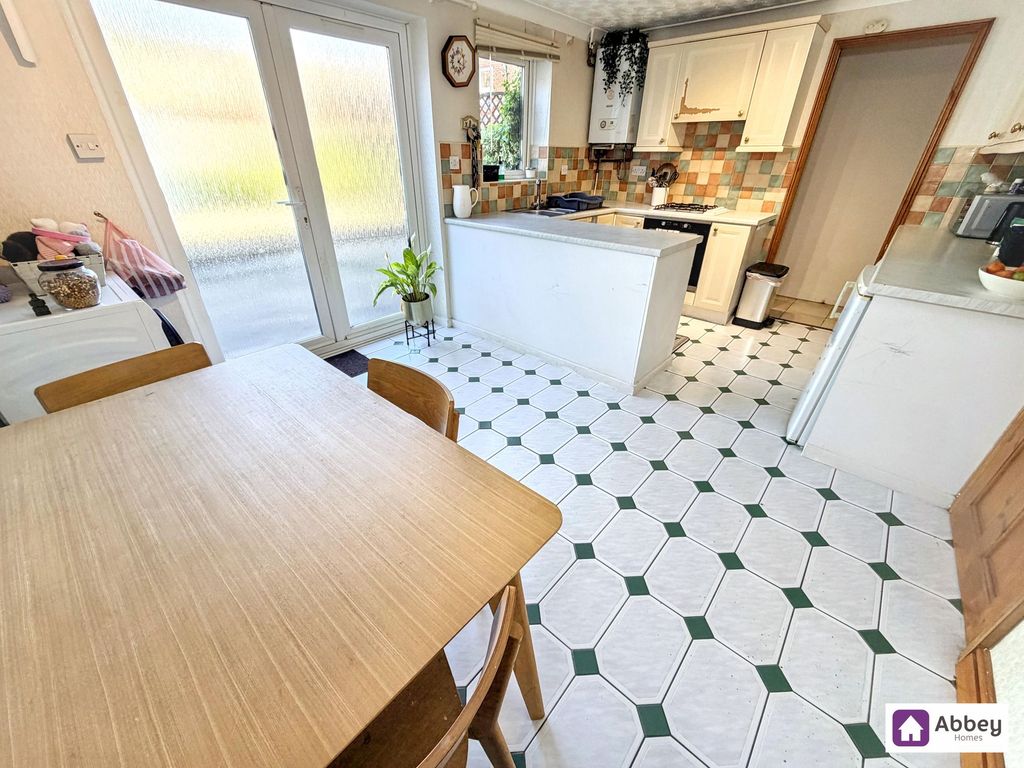 Property photo 3 of 11 Kitchen/Diner