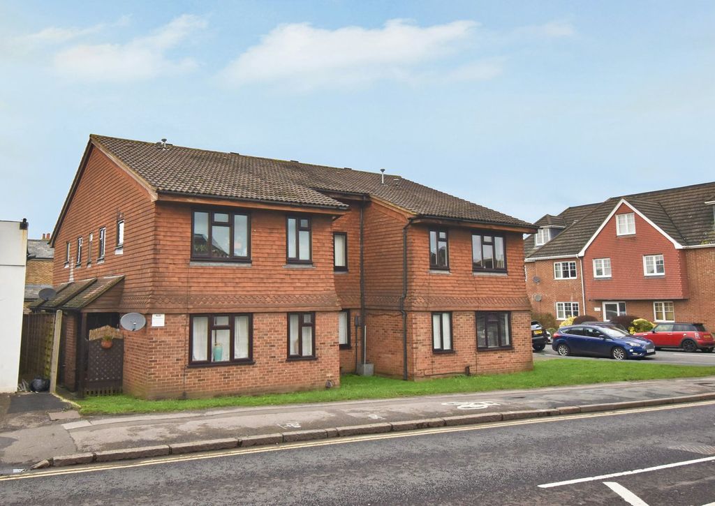 Property photo 1 of 7