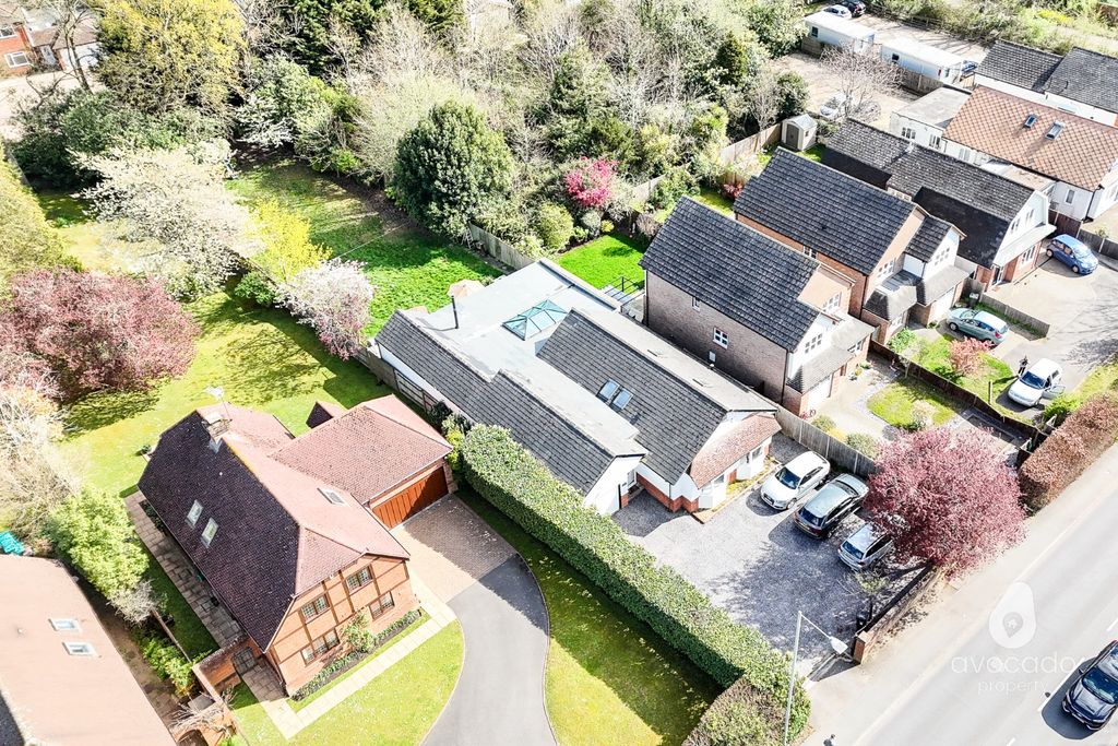 Property photo 2 of 33 3047335