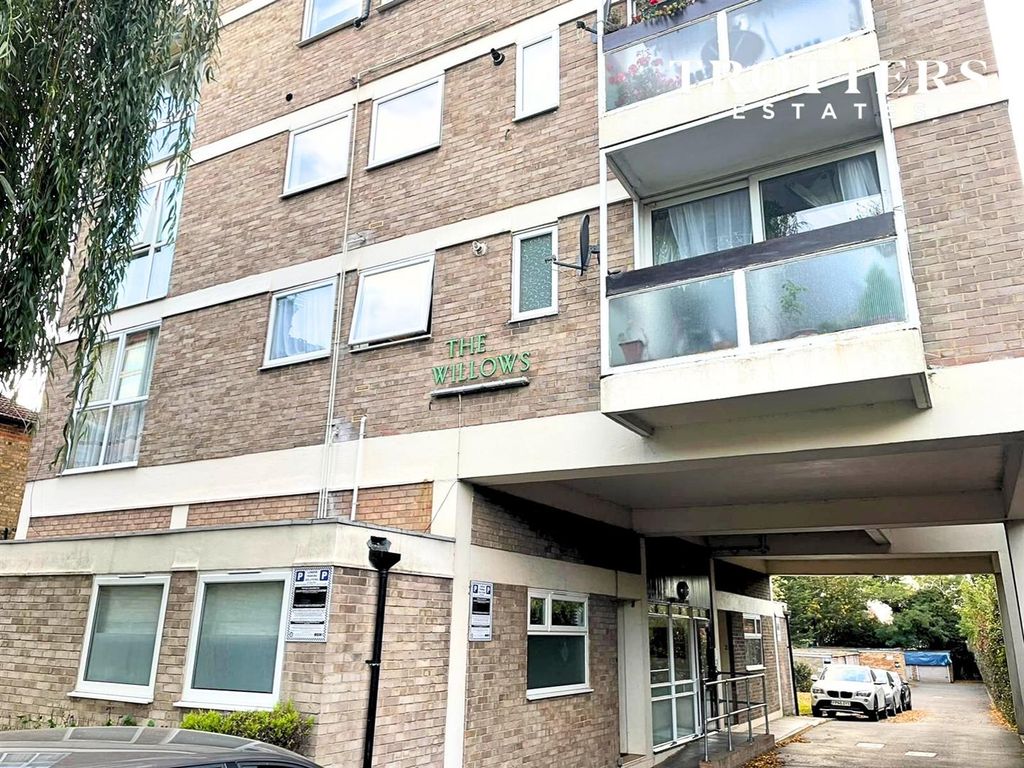 Property photo 1 of 21 Untitled Design - 2025-12-04T231910.998.Png