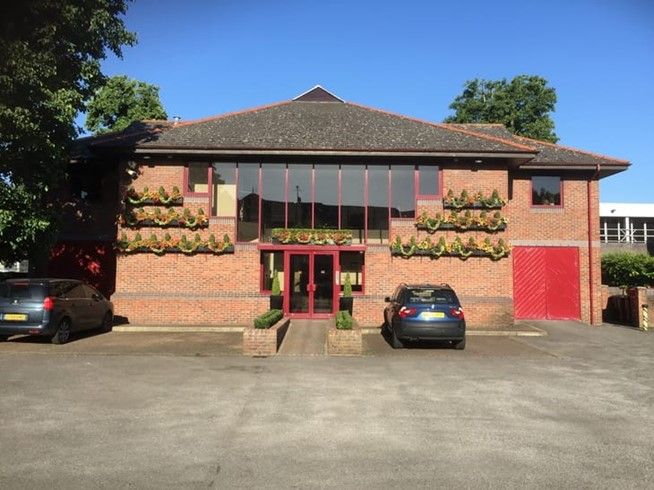 Property photo 1 of 6