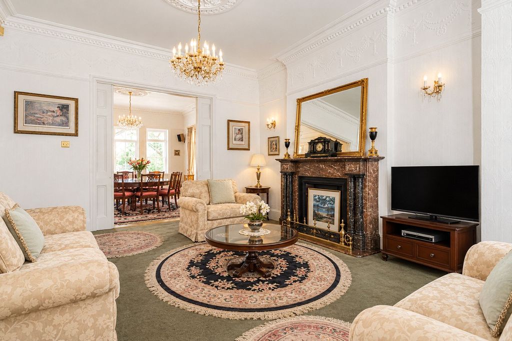 Property photo 2 of 34 Reception Room