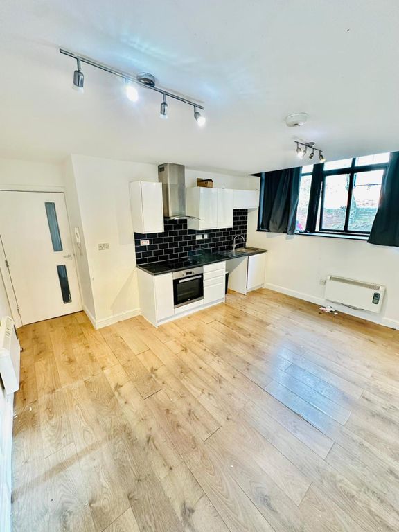 Property photo 2 of 5