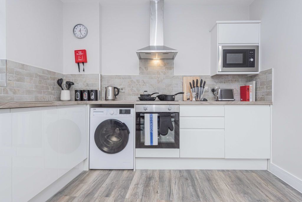 Property photo 3 of 9 Gordon Moon Suites - Apartment 2-13