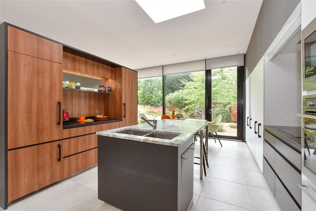 Property photo 3 of 18 Kitchen/Dining Area
