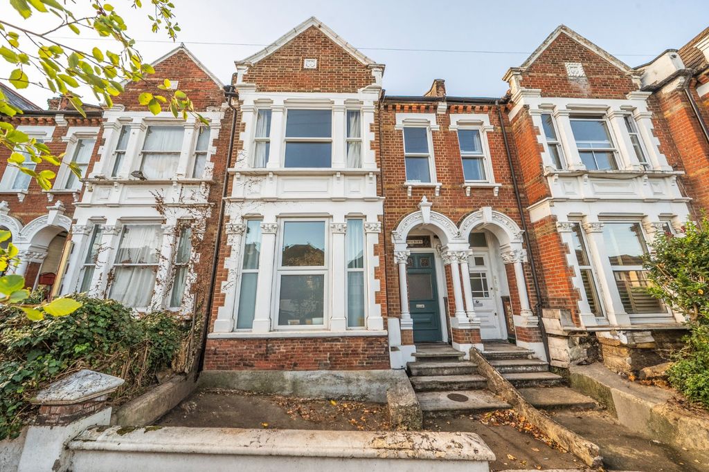 Property photo 1 of 9 Picture No. 23