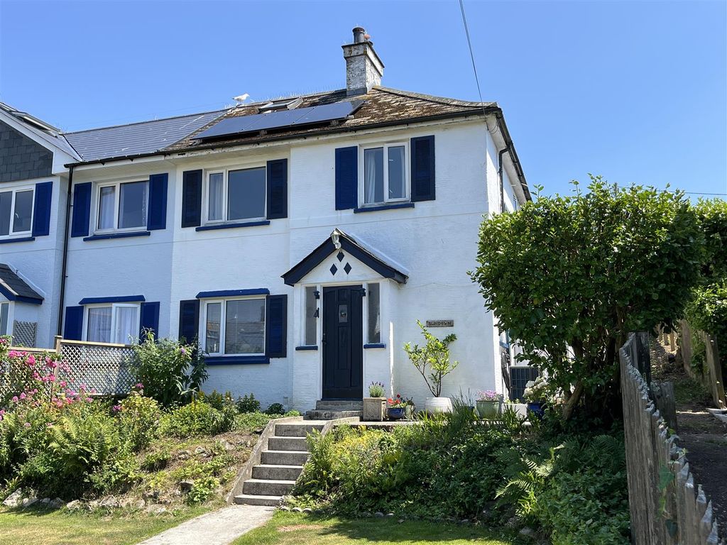 Property photo 1 of 21 Front.Jpg