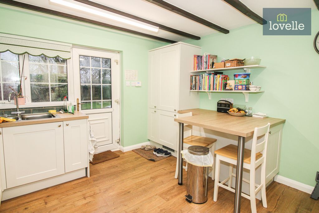 Property photo 3 of 16