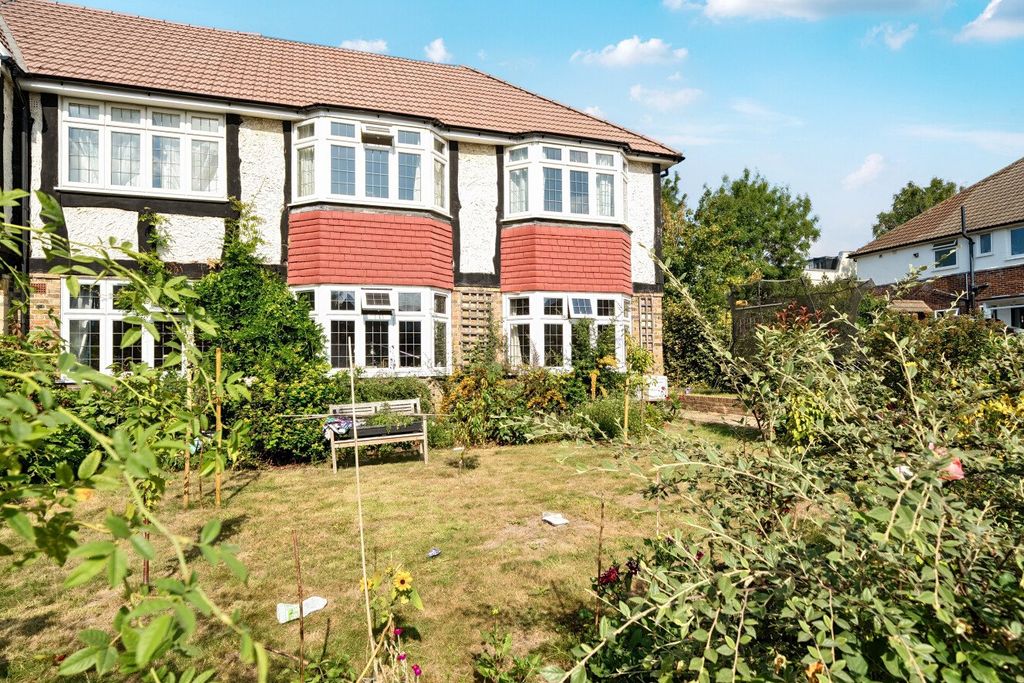 Property photo 1 of 18 Picture No. 29