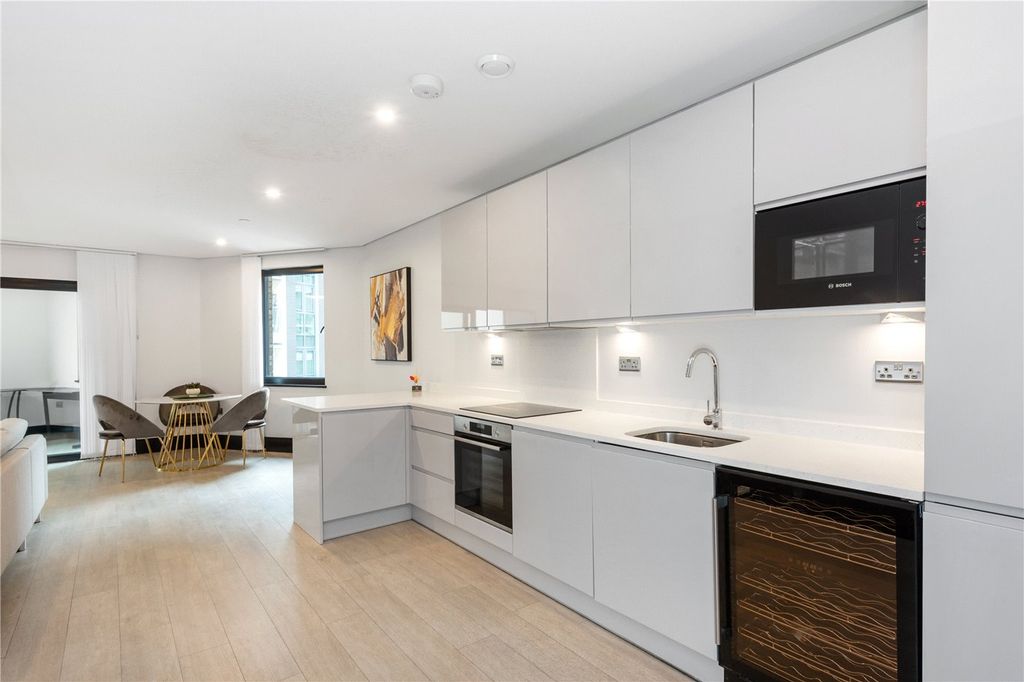 Property photo 2 of 12 Picture No. 06