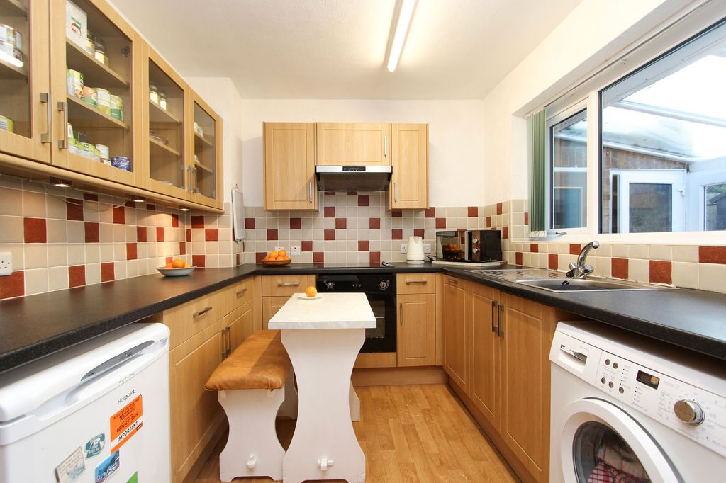 Property photo 2 of 14