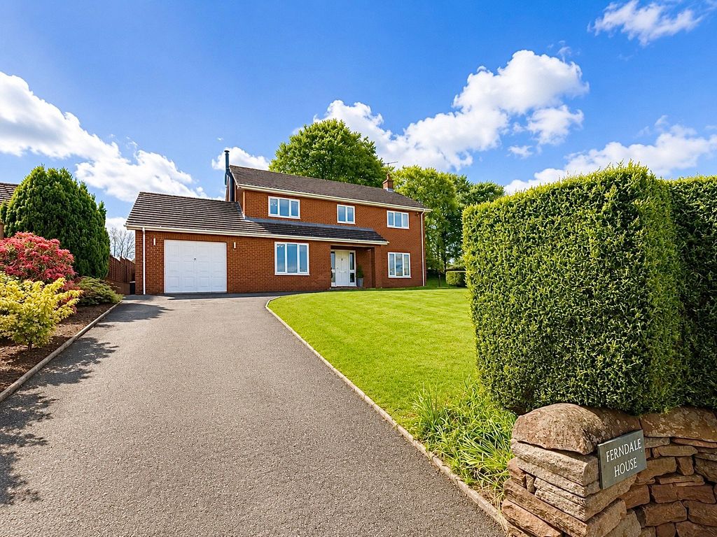 Property photo 1 of 32