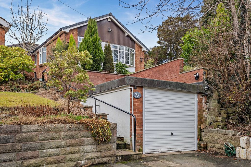 Property photo 1 of 25