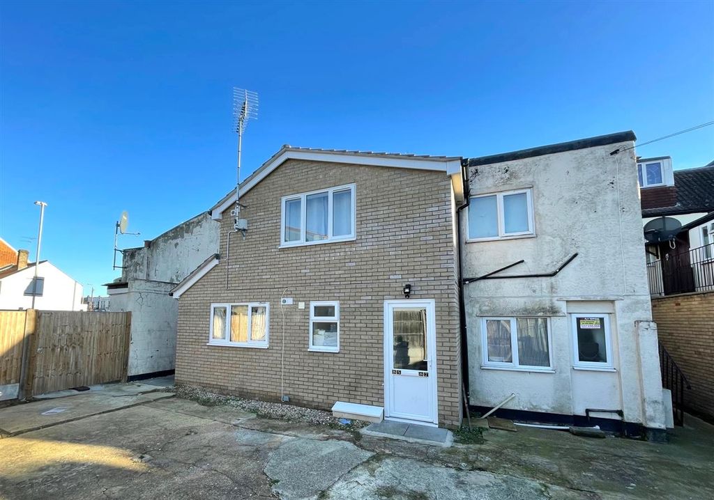 Property photo 1 of 6 Main Picture