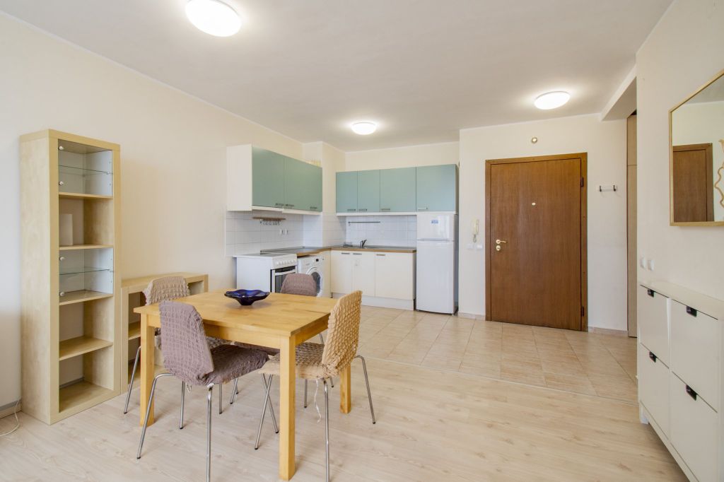 Property photo 3 of 9 <Alttext/>
