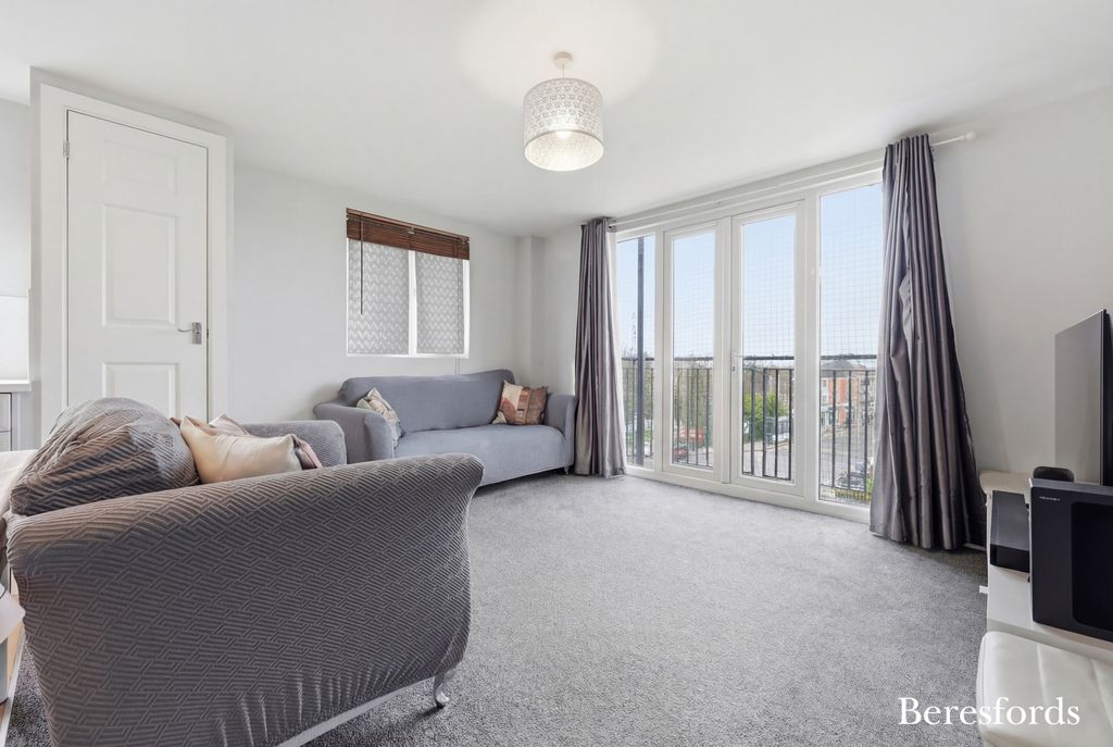 Property photo 2 of 14 Picture No. 26