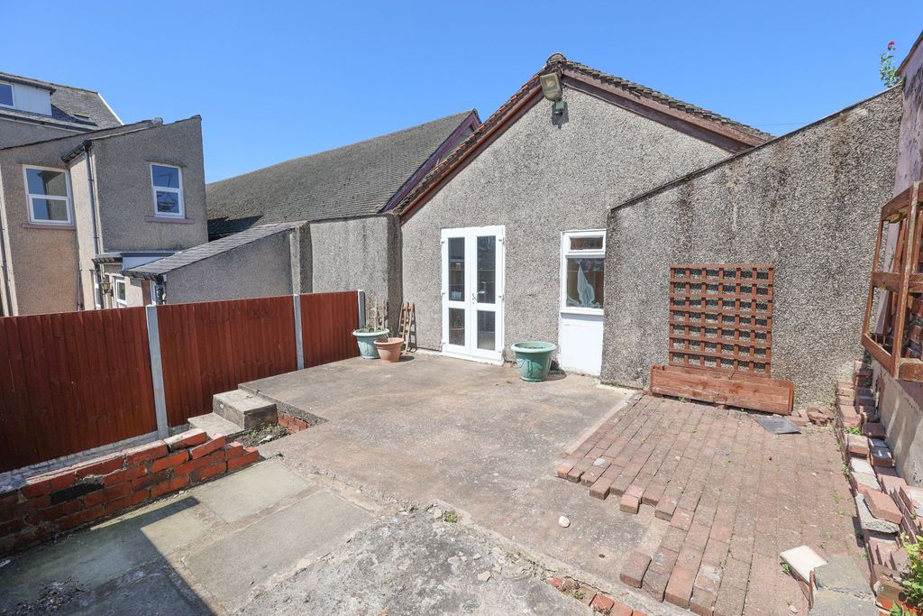 Property photo 2 of 2