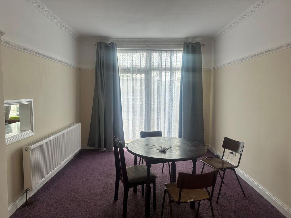 Property photo 2 of 25 Gallery