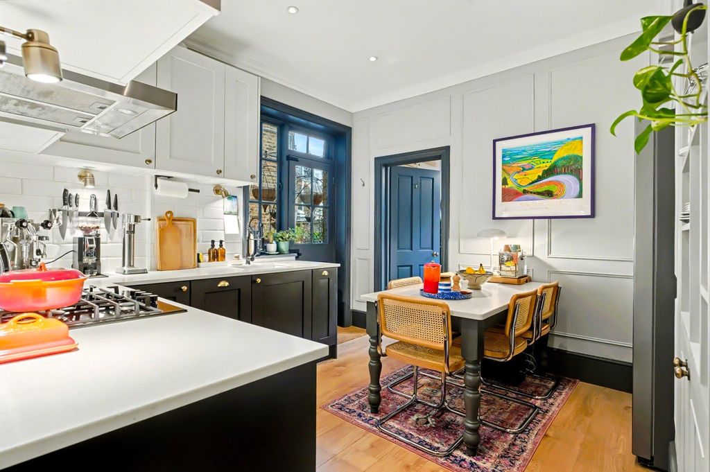 Property photo 3 of 11 Picture No. 05