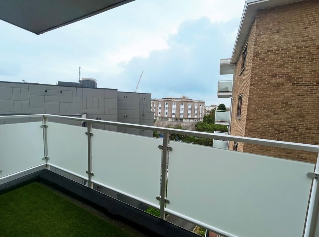 Property photo 2 of 14 Balcony