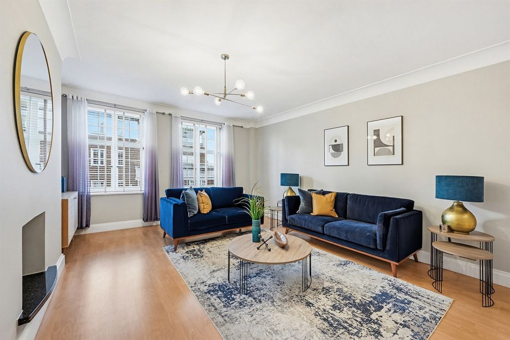 Property photo 1 of 8 (Main)