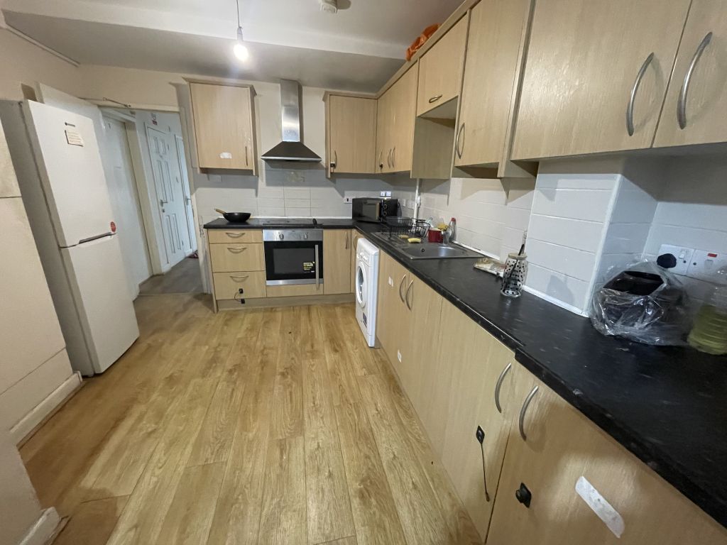 Property photo 2 of 3