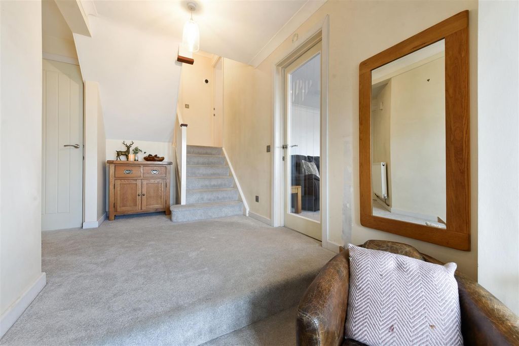 Property photo 2 of 29 Sketch_Ph38_6282268.Jpg