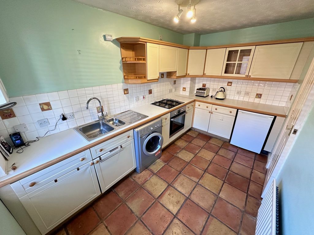 Property photo 3 of 9