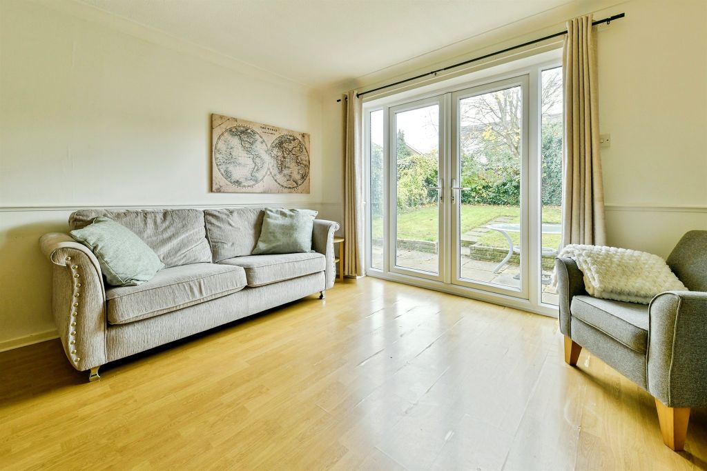 Property photo 3 of 16