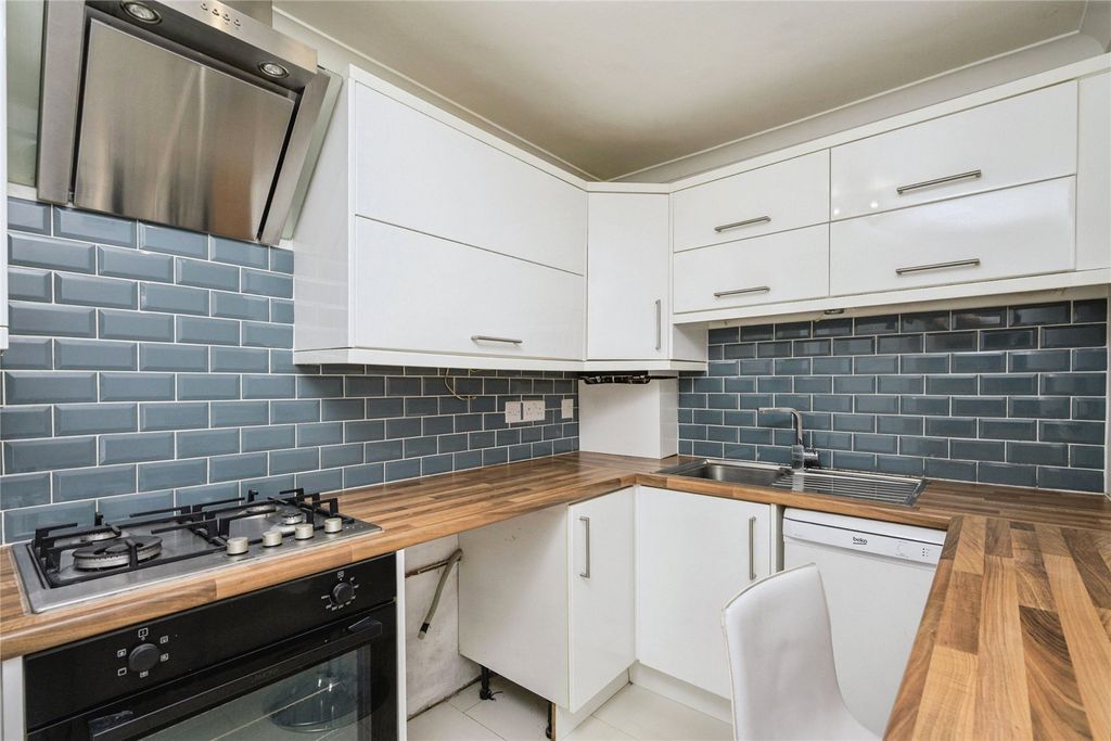 Property photo 2 of 12 Picture No. 06