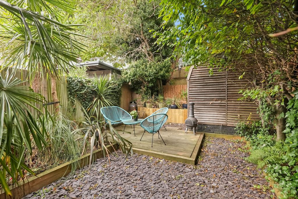 Property photo 2 of 15