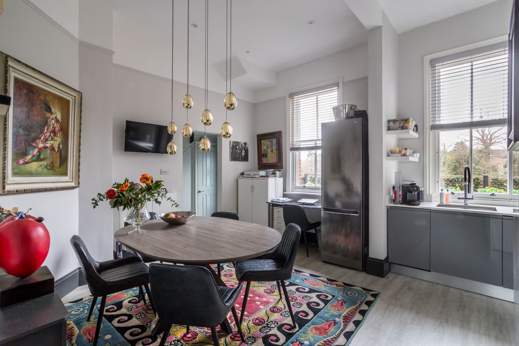 Property photo 1 of 26 House. Partnership