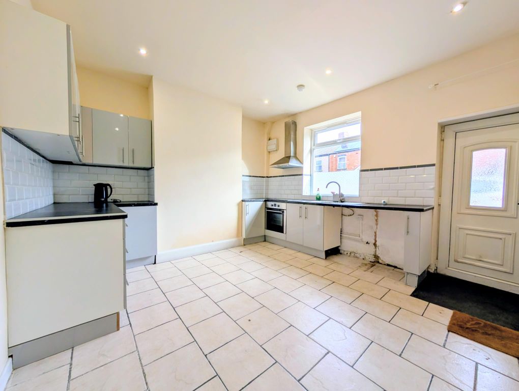 Property photo 1 of 11 Image