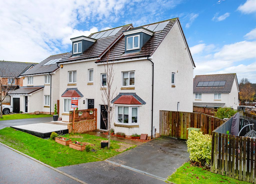 Property photo 1 of 40