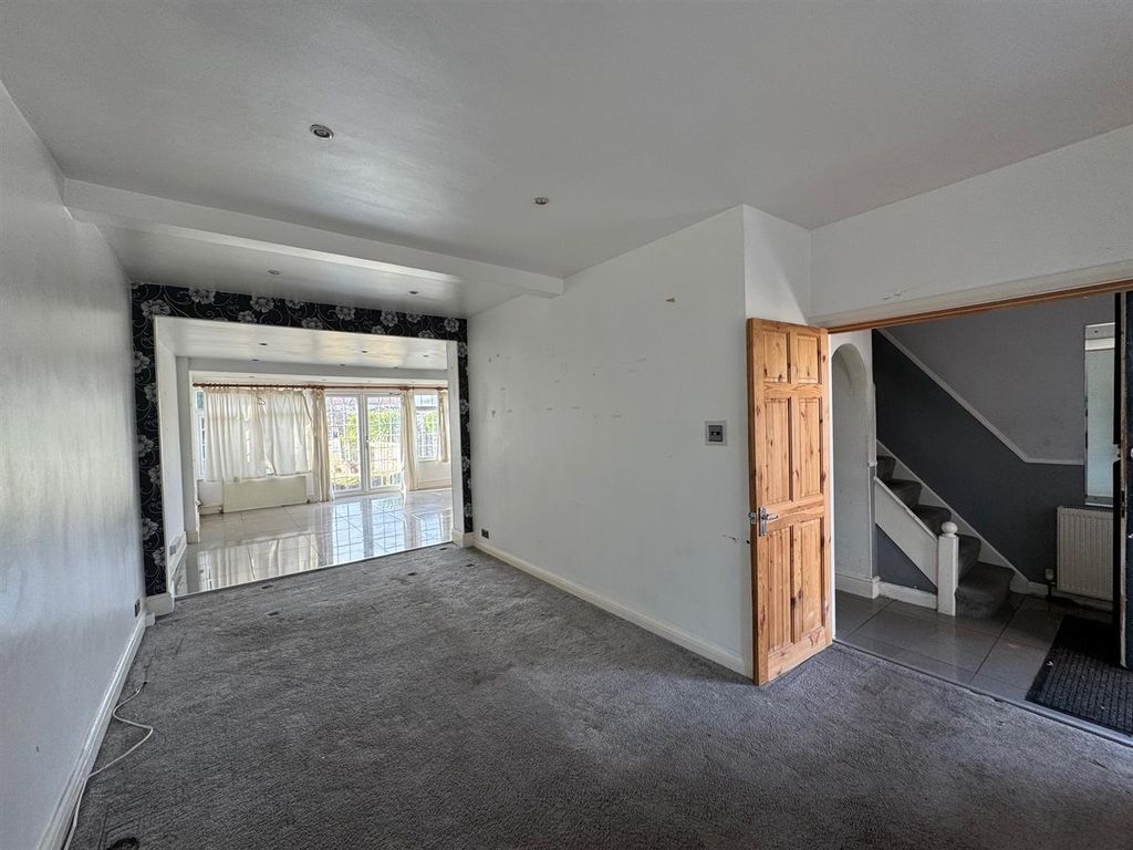 Property photo 3 of 12 Img_0546.Jpg