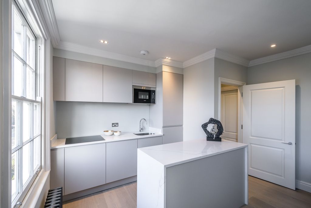 Property photo 1 of 11 Cloudesley Road