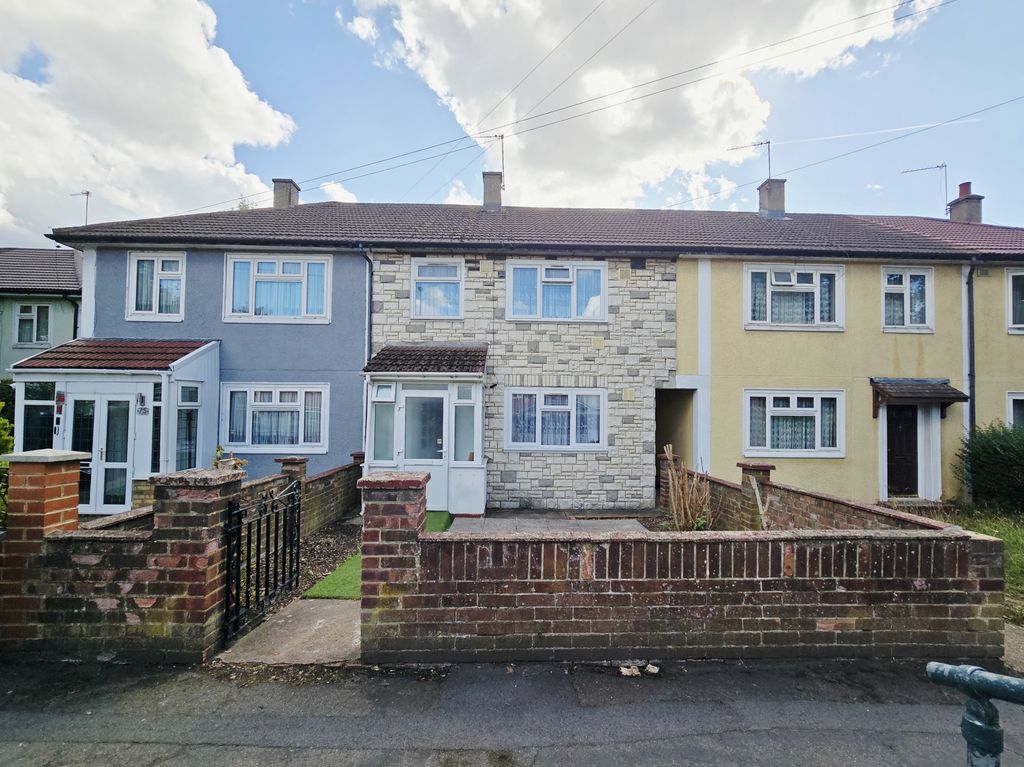 Property photo 2 of 26