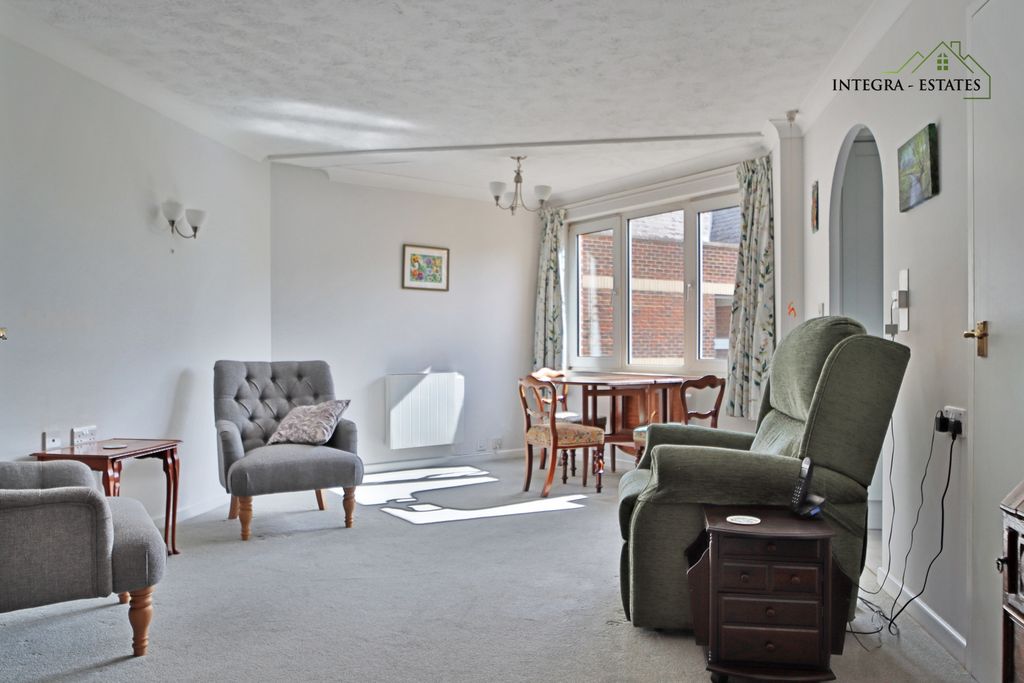 Property photo 2 of 19 Img_1001