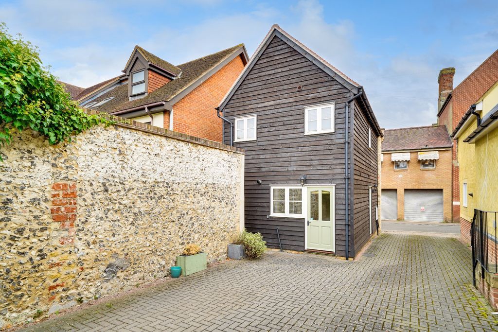 Property photo 1 of 11 3561781