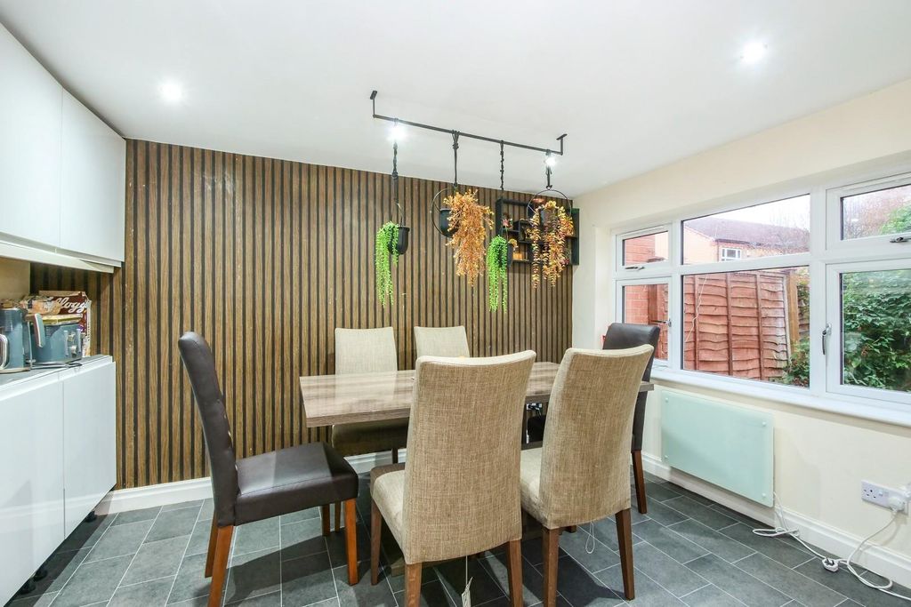 Property photo 2 of 20 Pnmb0327.Jpg