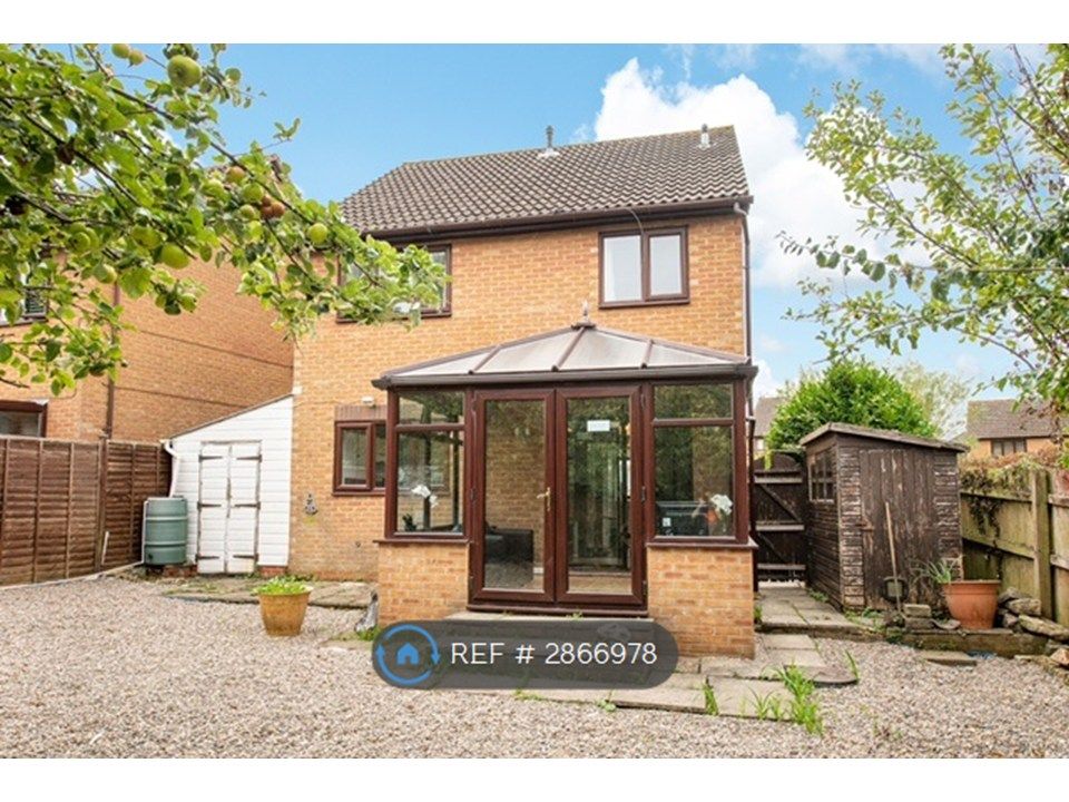 Property photo 2 of 18