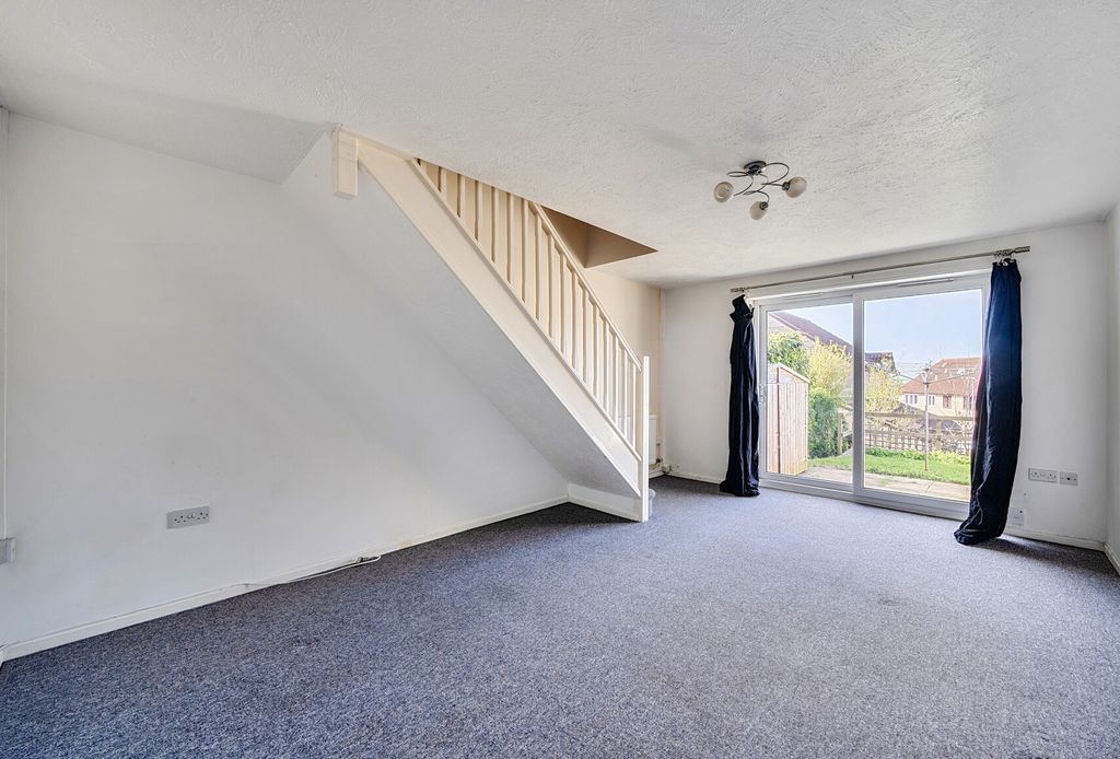 Property photo 2 of 14 1430340-9-69Ca99d...