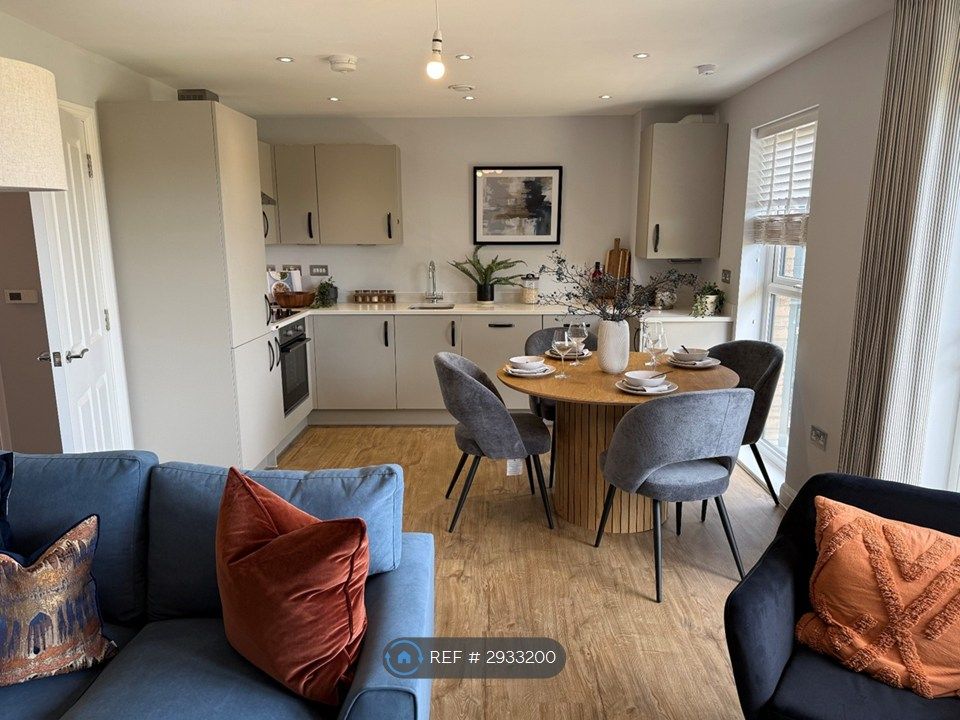 Property photo 1 of 3
