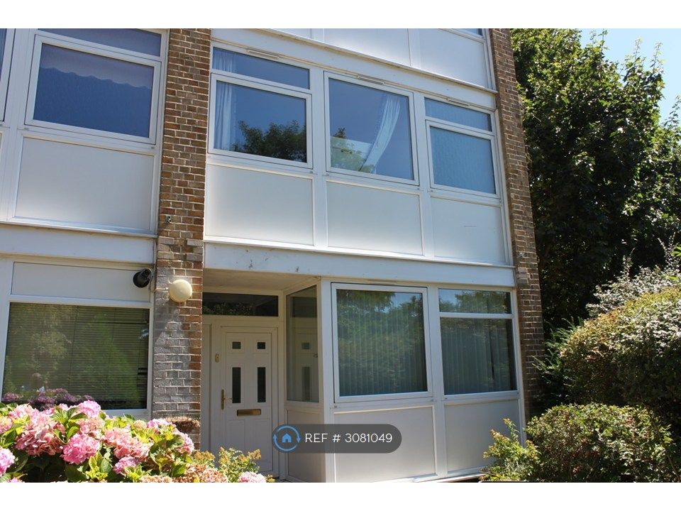 Property photo 1 of 19 Front