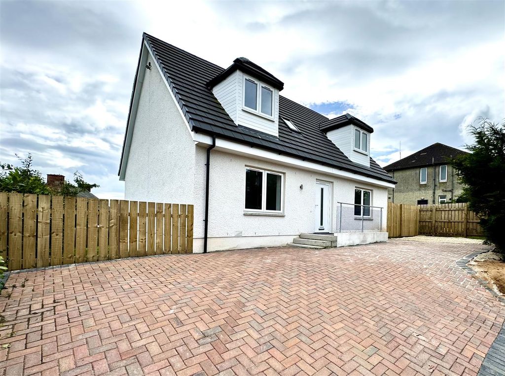 Property photo 1 of 31 Front External