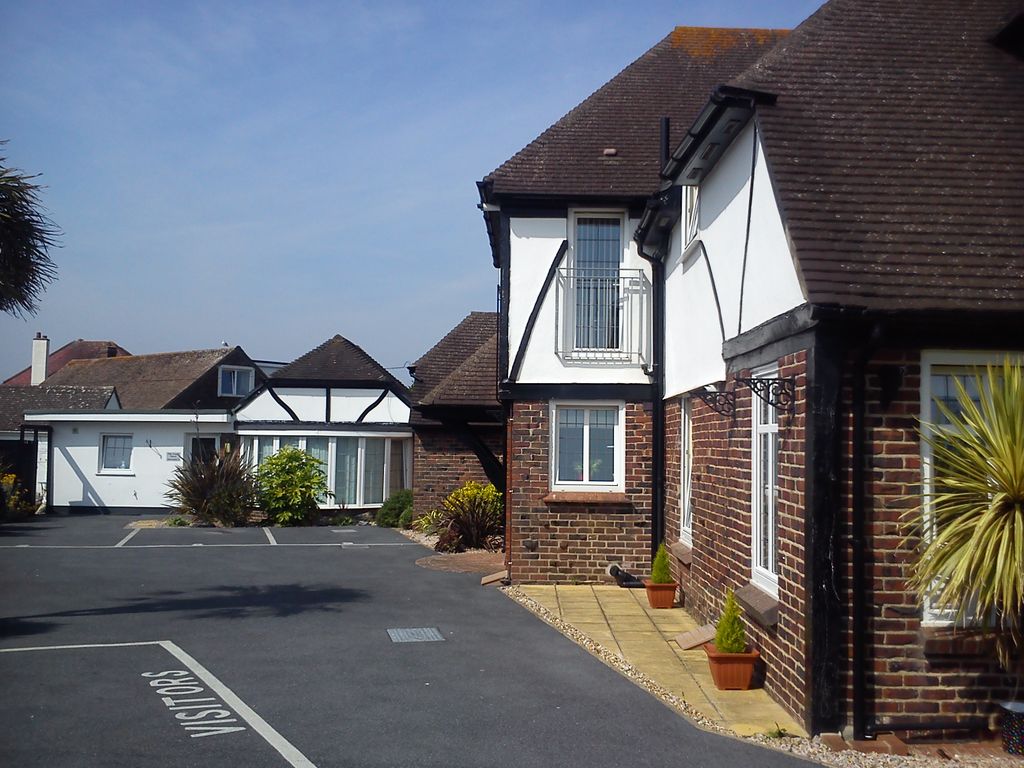 Property photo 2 of 3